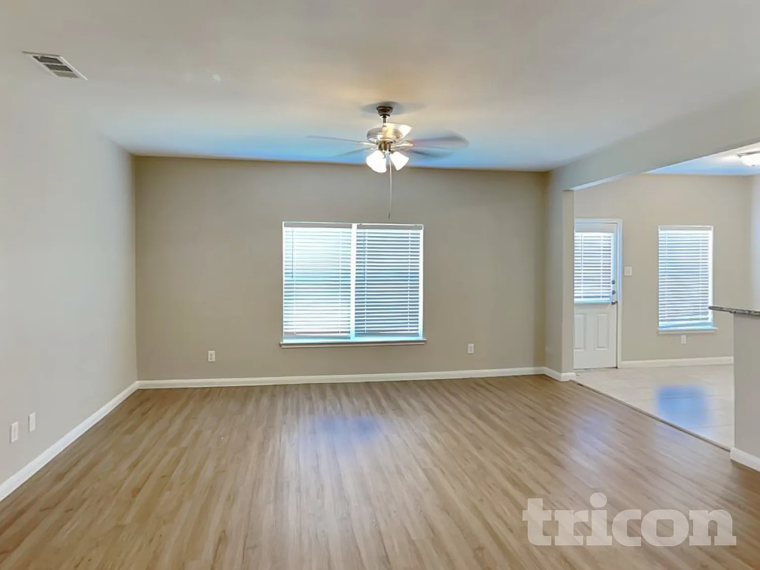 139 Presidents Way Venus TX — Photo 2