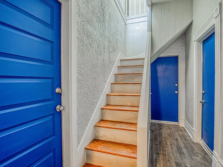 1123 Myrtle Ave #1B — Photo 6