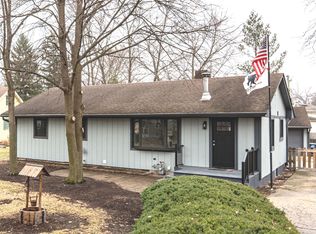 325 Roger Rd, Darien, IL 60561