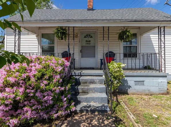 19 5th St, Greer, SC 29651