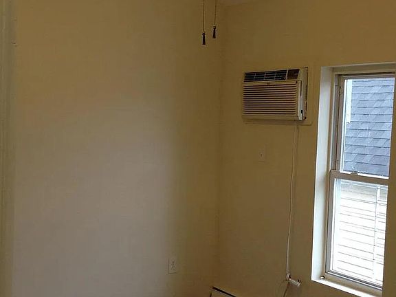 4th image of 9718 125th Street