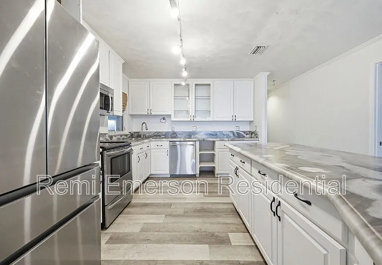 6254 Alligator Lake Shr E — Photo 11