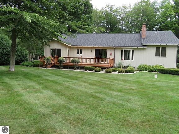 3rd image of 3734 Peninsular Shores Dr