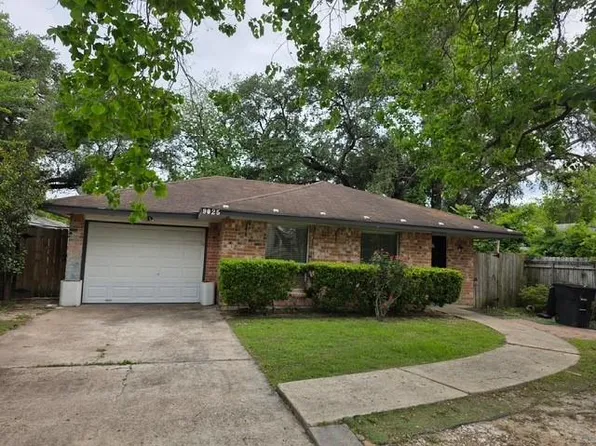 9025 Emnora Ln, Houston, TX 77080