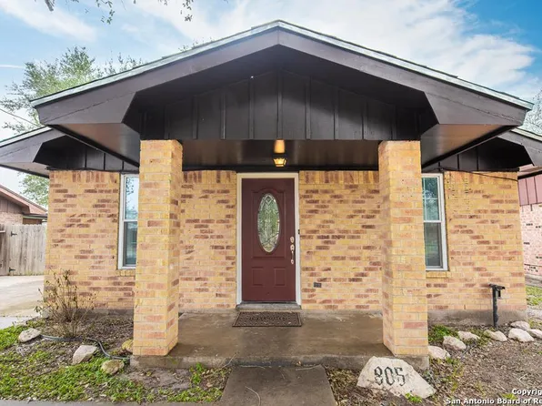 805 W Youst, Beeville 78102