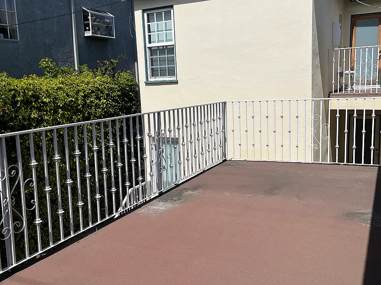 PRIVATE & EXCLUSIVE PATIO