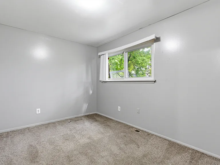7044 Hudson Ave — Photo 8