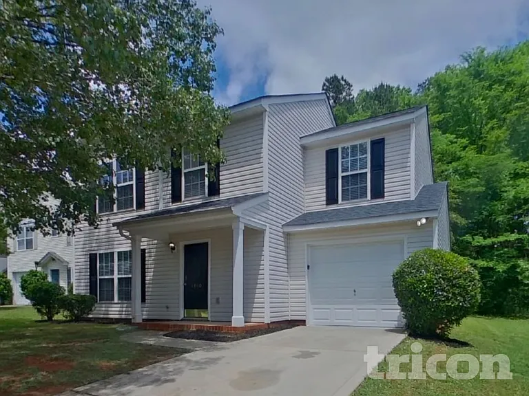 4940 Hopewood Ln — Photo 2
