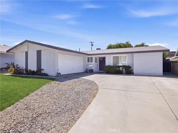 21052 Kingscrest Dr, Santa Clarita, CA 91350
