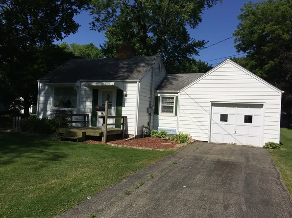 224 N Homer St, Wyanet, IL 61356