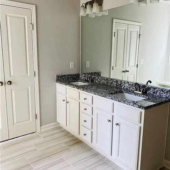 3070 Andover Trl — Photo 17
