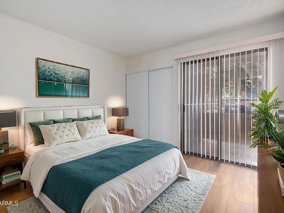 3535 W Tierra Buena Ln #162