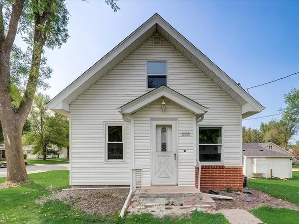 606 2nd St NE, New Prague, MN 56071