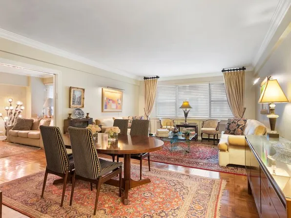 110 East 57th Street image 2 of 8