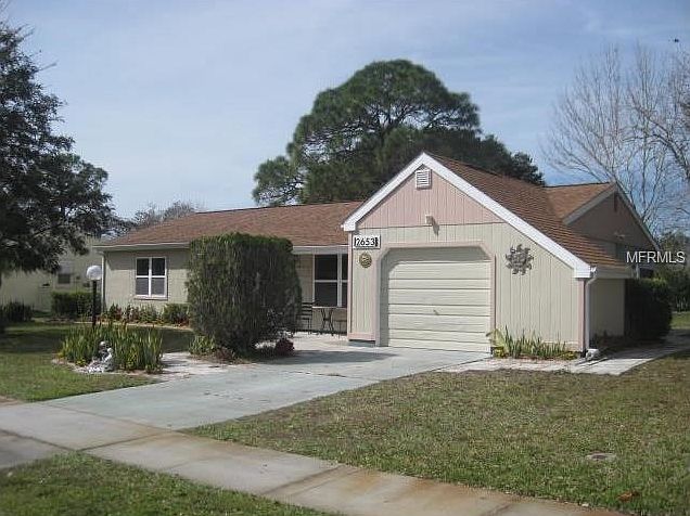 Spacious 3 bedroom, 2 bath with great curb appeal !