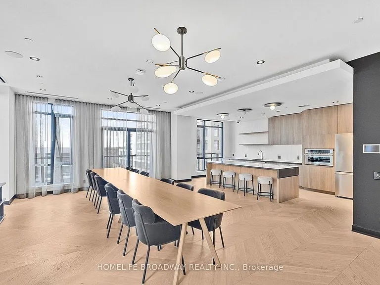 7950 Bathurst St #1415 — Photo 14