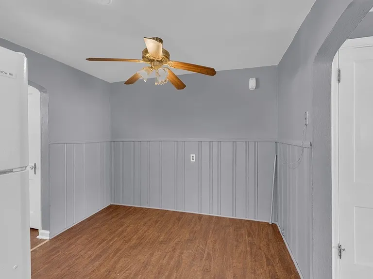 1631 Summit Rd #2 — Photo 8