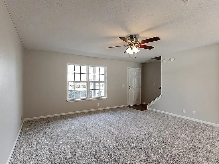 3754 Chippewa Pl — Photo 5