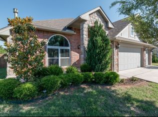 3205 Morgan Creek Rd, Yukon, OK 73099