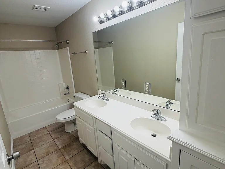 5904 Blackmon Ct — Photo 17