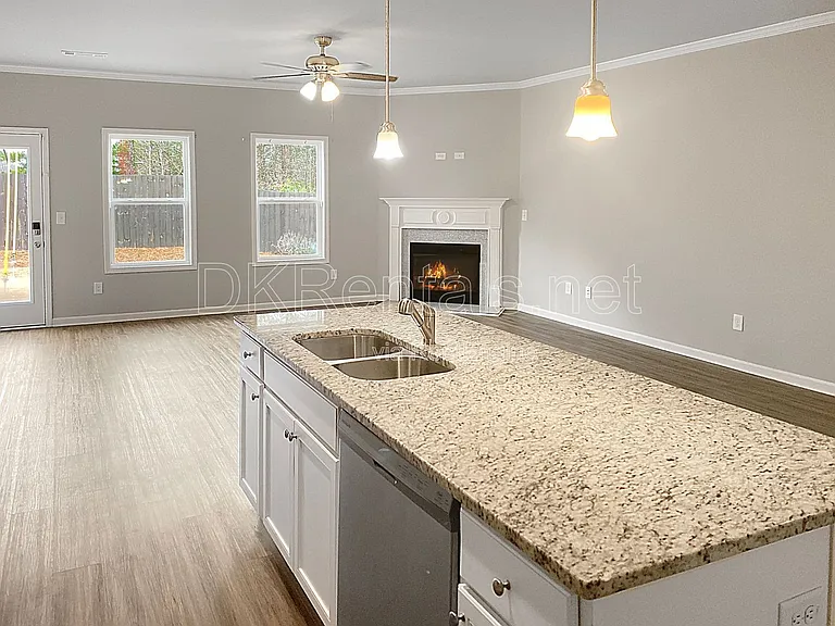 5108 Fox Den Rd — Photo 7