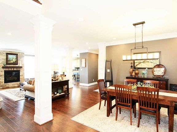 5th image of 12742 Saddle Way