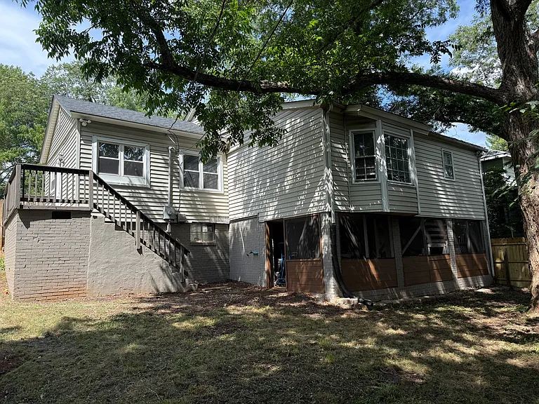 109 Buist Ave — Photo 21