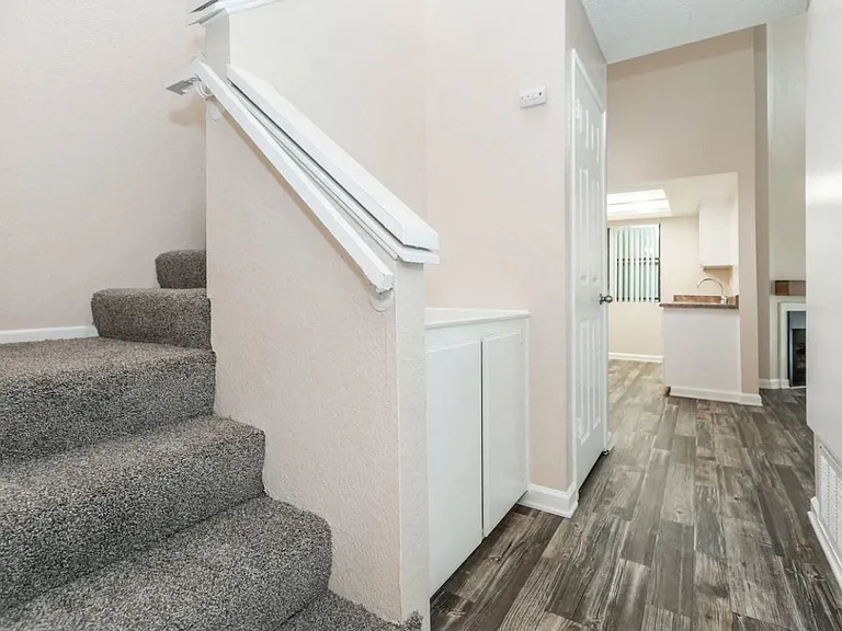 Madison Park Apartments — Photo 23