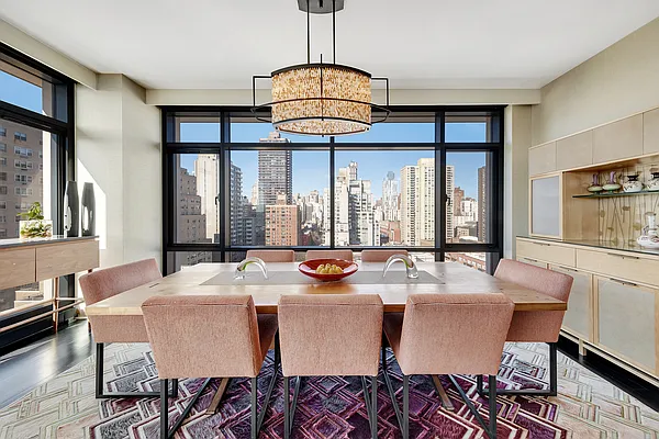 Sold by Corcoran | media 7