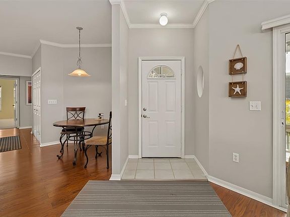 2nd image of 1795 Highland Rd