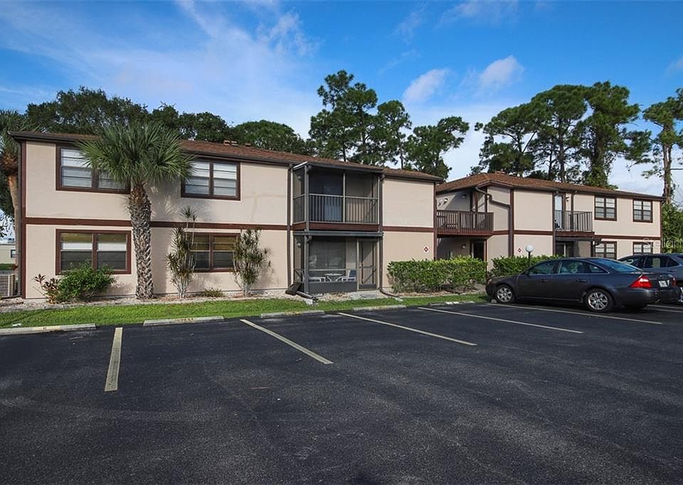 1st image of 4022 Beaver Ln Unit 400F
