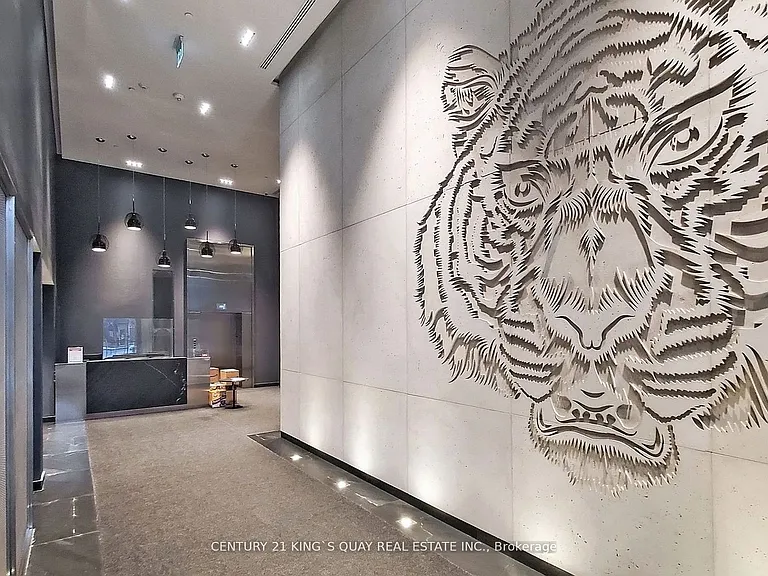 28 Wellesley St E #1501 — Photo 6