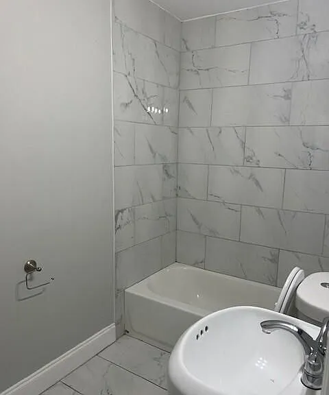 310 NW 4th Ave — Photo 8