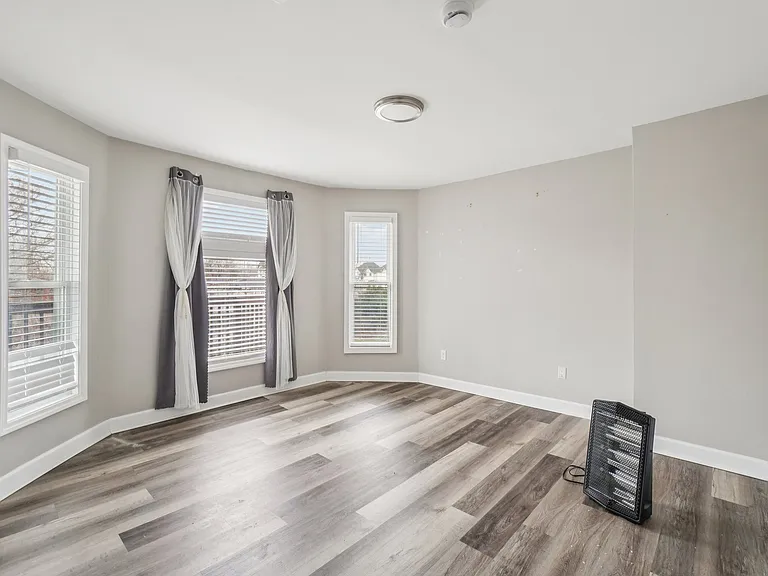 3822 Wabash St — Photo 13