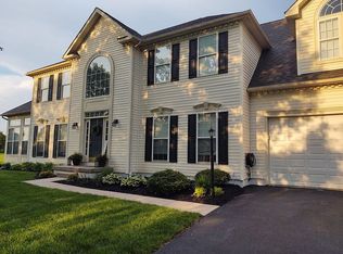 307 Winchester Ln, West Grove, PA 19390