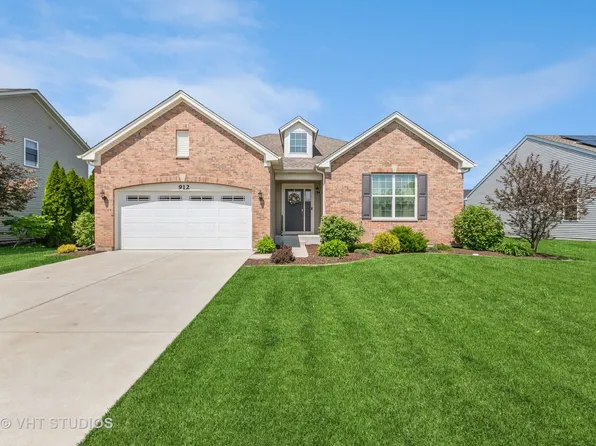 912 Northside Dr, Shorewood, IL 60404