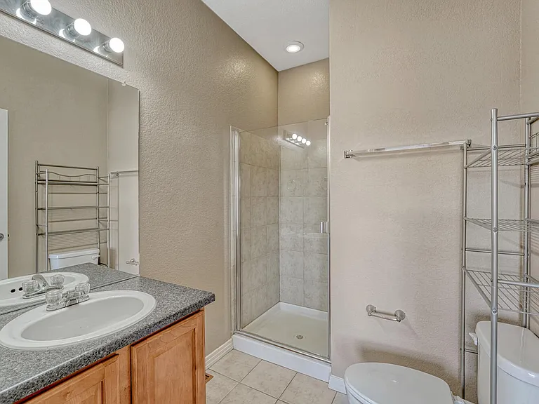 9558 Pearl Cir #105 — Photo 4