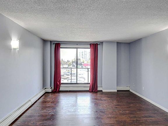2nd image of 1900 W 25a St SW #204