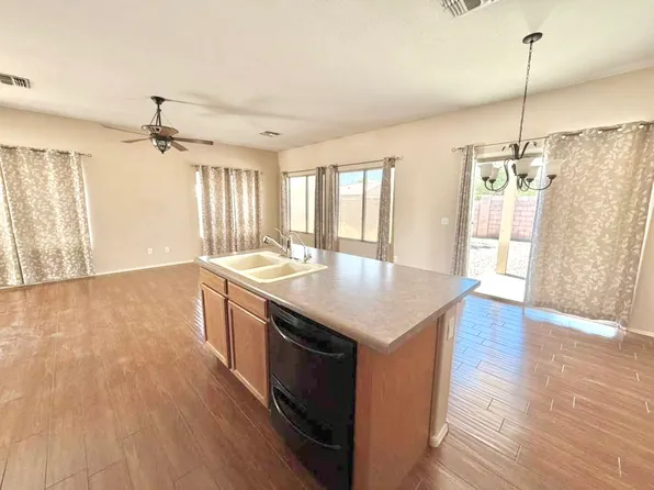6450 S Nash Way, Chandler, AZ 85249