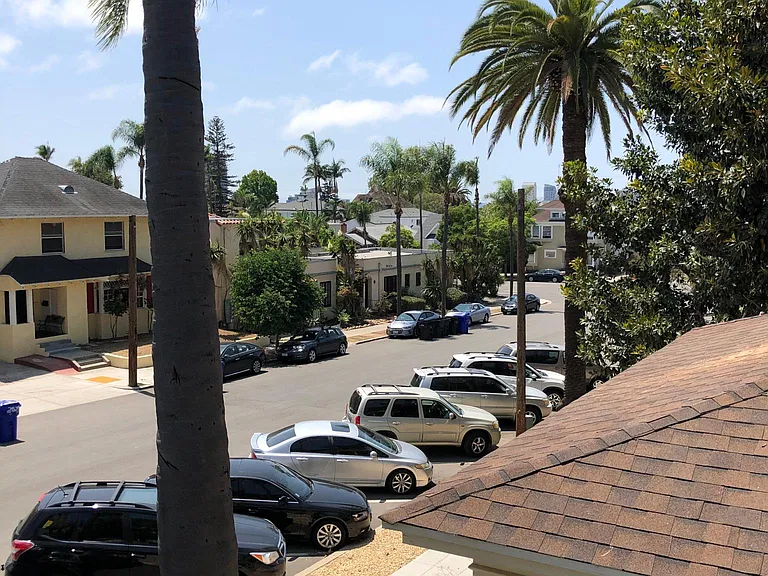 A St — Photo 16