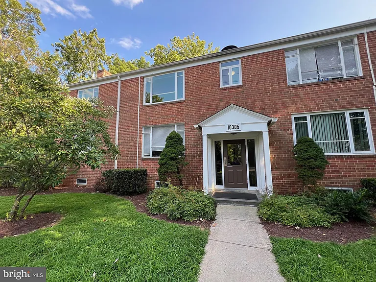 10305 Montrose Ave #M101 — Photo 19