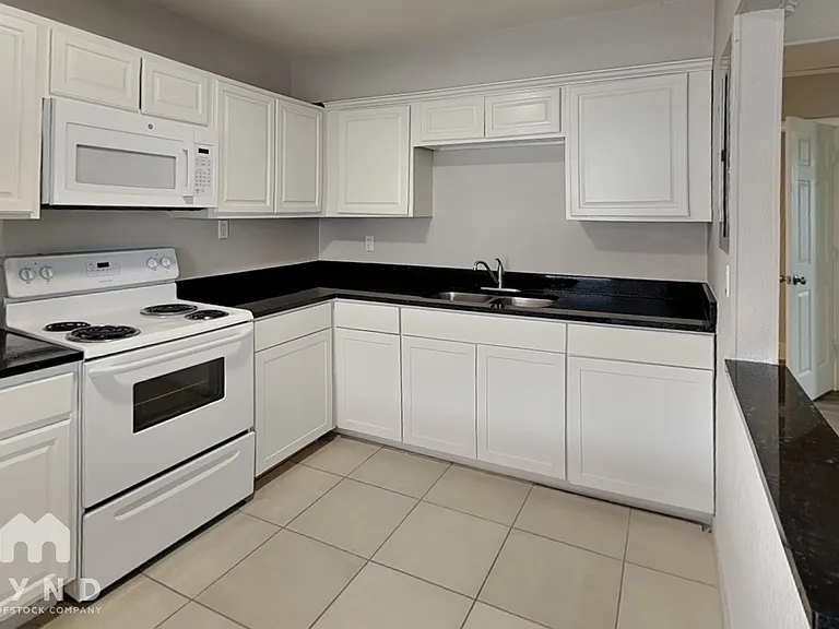 1532 Mable Butler Ave — Photo 6