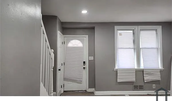 2 bed, $1,515 — Photo 3