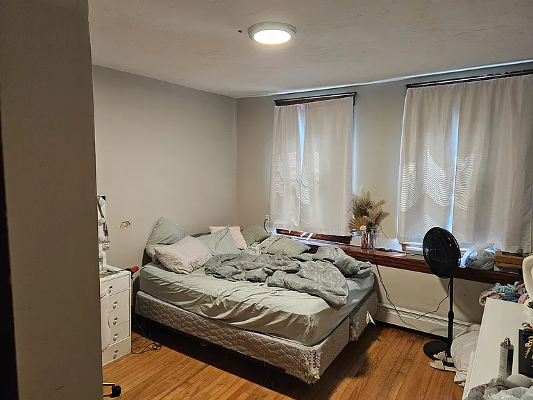 24 Way St #B — Photo 7