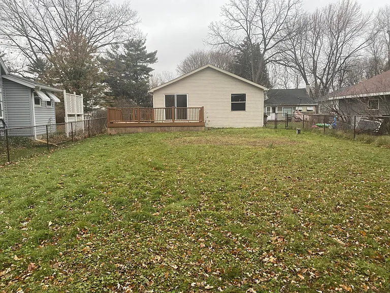 W346N5272 Elm Ave — Photo 19