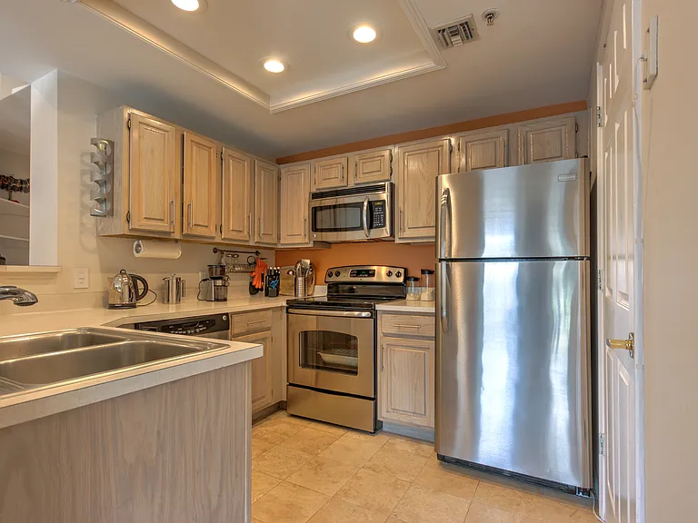 900 Bitner Rd #G14 — Photo 6