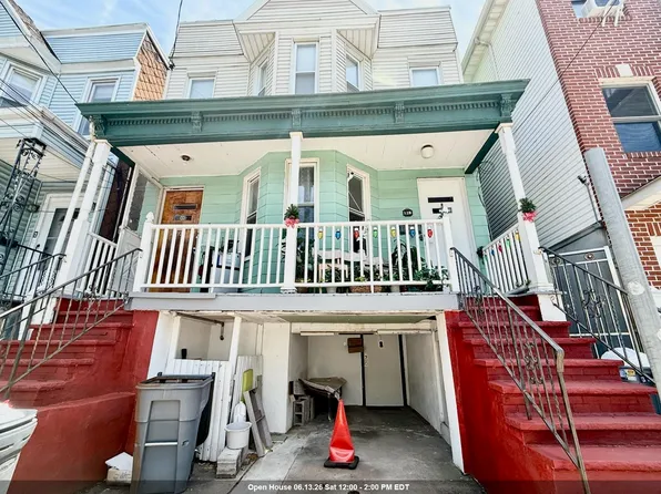 12 Van Wagenen Avenue image 1 of 23