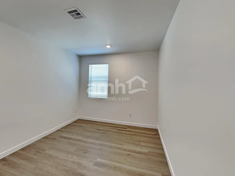 13098 N Mustang Crossing Rd — Photo 15
