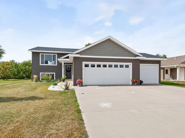 190 Red School Ln, Kellogg, MN 55945