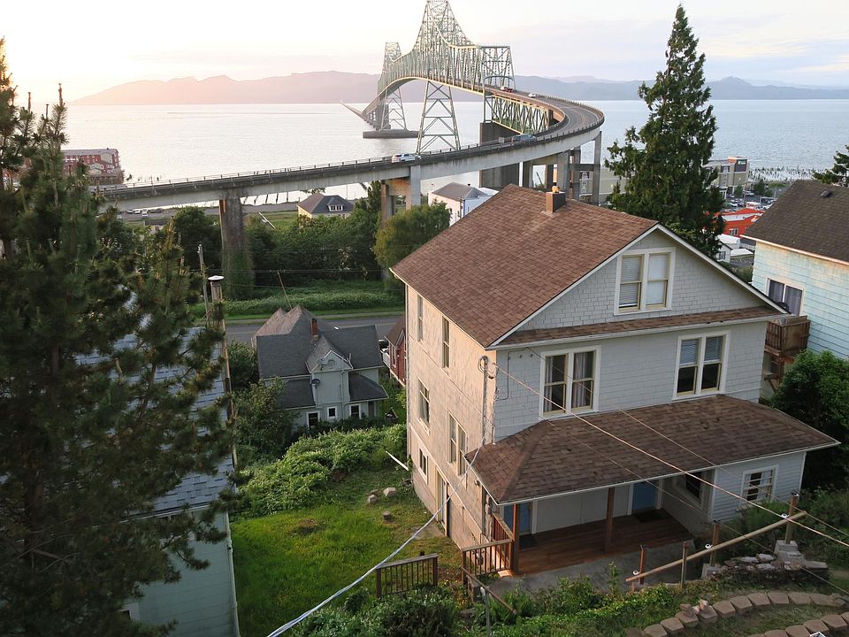 268 West Exchange with view of Astoria Megler bridge and Columbia river.